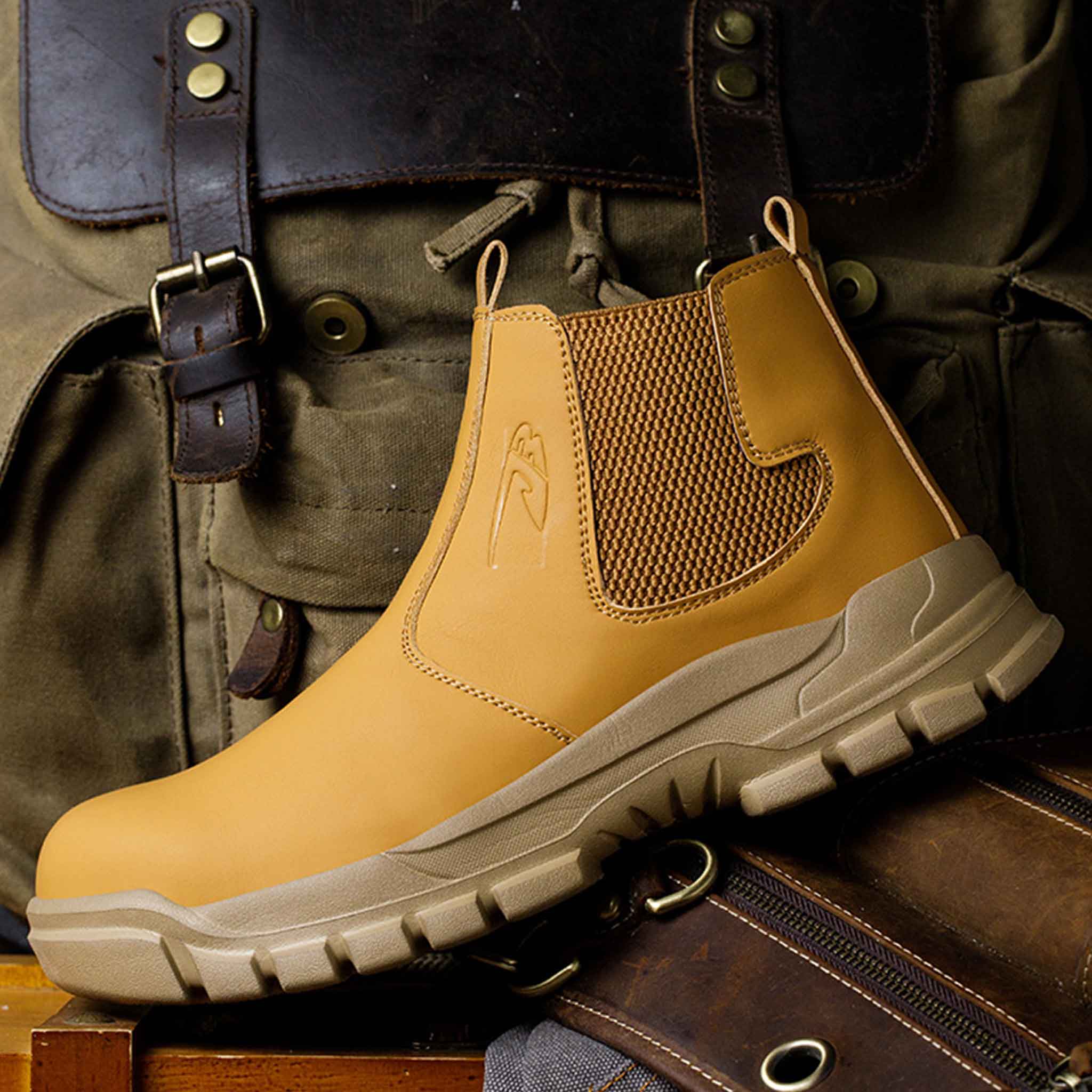 Men's Steel toe Waterproof Work Boots - Classic Chelsea | B344